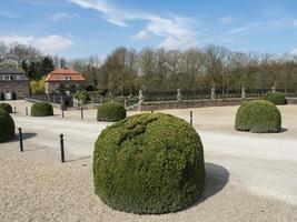 anholt, deutschland, 2019 - das schloss von anholt in deutschland foto