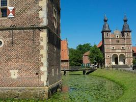 raesfeld, deutschland, 2020 - das schloss raesfeld in deutschland foto