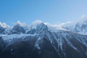 Blick auf die Berglandschaft foto