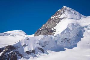 Jungfrau-Gipfel in den Schweizer Alpen foto