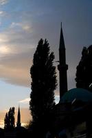 Silhouettenansicht der Moschee foto