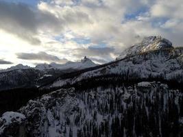 Blick auf die Winterlandschaft foto