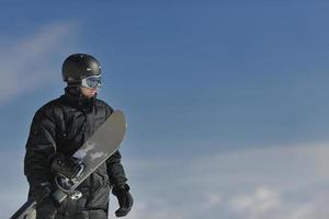 Skifahrer am Berg foto