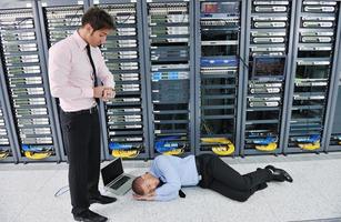 Systemausfallsituation im Netzwerkserverraum foto