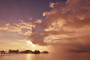 Blick auf den tropischen Strand foto