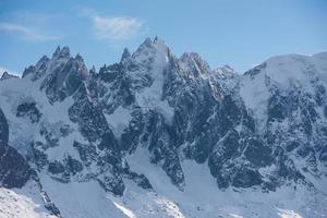 Blick auf die Berglandschaft foto