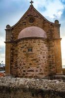 die griechisch-orthodoxe kirche auf der insel kreta foto