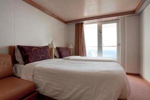 Hotelzimmer auf Kreuzfahrtschiff - Zweibettzimmer foto