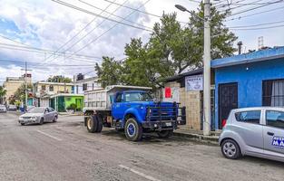 playa del carmen quintana roo mexiko 2021 typische straße und stadtbild von playa del carmen mexiko. foto