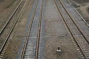 Bahngleis am Bahnhof foto