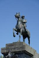 Izmir Atatürk-Denkmal auf dem Platz der Republik, Izmir, Türkei foto