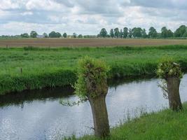 das kleine dorf loikum foto