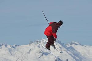 Skifahrer Hochformat foto