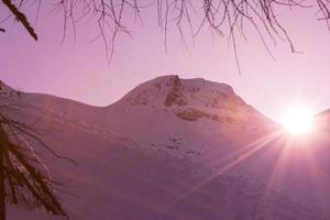 Blick auf den Wintersonnenaufgang foto