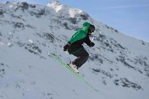 Skifahrer Hochformat foto