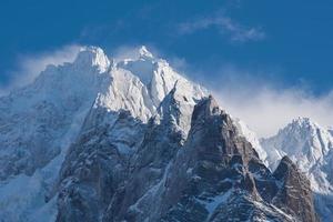 Blick auf die Berglandschaft foto