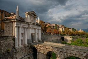 Porta San Giacomo ist das Tor zu den venezianischen Mauern foto