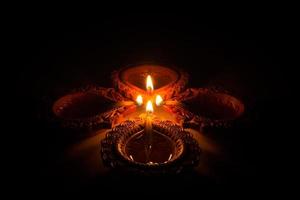 schöne Diwali Kerzen foto