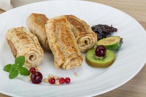 Pfannkuchen mit Beeren foto