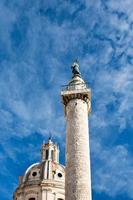 Trajanssäule auf dem Kapitol, Rom foto