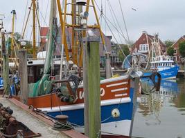 Der Hafen von Neuharlingersiel foto