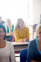 Porträt einer jungen Studentin foto