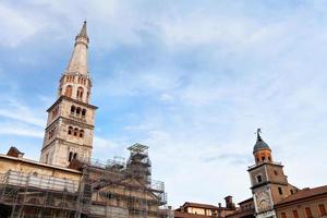 Turm der Kathedrale von Modena, Italien foto