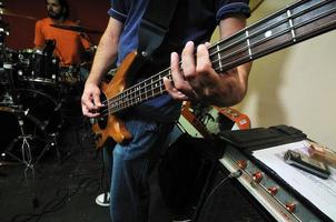 Musikband hat Training in der Garage foto