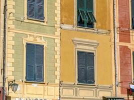 portofino malerisches dorf italien bunte gebäude foto