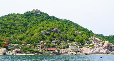 schöne landschaftsansicht bei koh tao thailand. foto