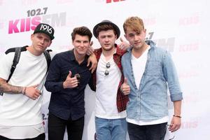 los angeles, 10. mai - lewi morgan, charley bagnall, jake roche, danny wilkin, rixton beim wango tango 2014 im stub hub center am 10. mai 2014 in carson, ca foto