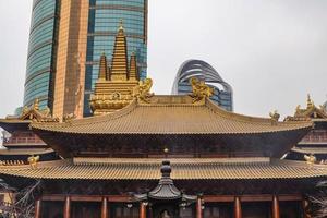 jing'an tempel der tempel in der stadt shanghai foto