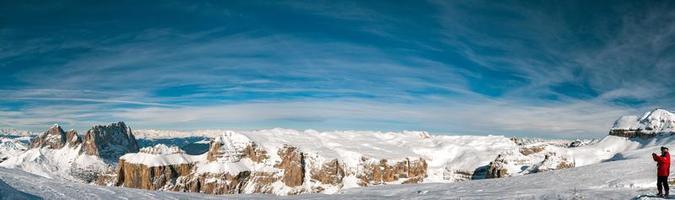 pordoi italienische dolomiten panorama landschaft foto