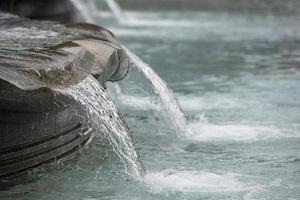 Süßwasserbrunnen Detail Nahaufnahme foto