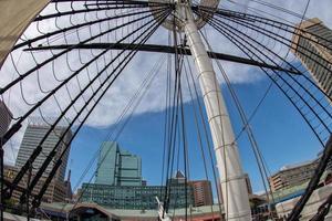 Sternbild Fregattenkanonen im Hafen von Baltimore foto