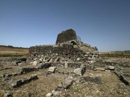 santu antine nuraghe steinzeit sardinien nuraghe foto