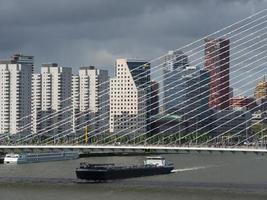 die niederländische Stadt Rotterdam foto