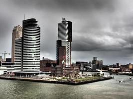 die niederländische Stadt Rotterdam foto