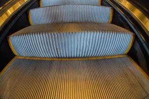 Rolltreppe der U-Bahn foto