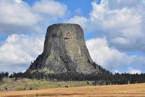 Devil's Tower eine ikonische Felsformation in Wyoming foto