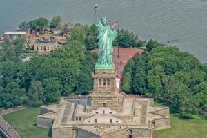 Luftbild der Freiheitsstatue foto