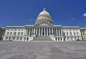 Washington US Capitol auf hellem Himmelshintergrund foto