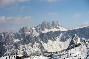 Dolomiten Berg Schneelandschaft im Winter foto