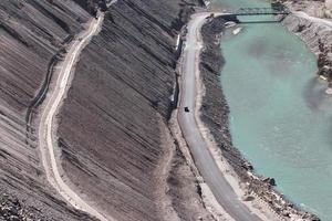 Zusammenfluss von Zanskar und Indus foto