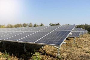 Solarpark für grüne Energie foto