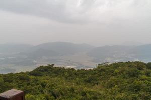 chinesischer dschungel, insel hainan foto