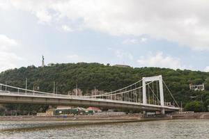 Brücke in Budapest, Ungarn foto