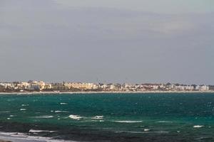 szene im mediterranen strandresort in tunesien. foto