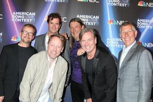 los angeles, 21. märz - anders lenhoff, martin osterdahl, peter settman, ola melzig, christer bjorkman, greg lipstone beim american song contest live show red carpet at universal back lot am 21. märz 2022 in los angeles, ca foto