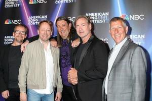 los angeles, 21. märz - anders lenhoff, peter settman, ola melzig, christer bjorkman, greg lipstone beim american song contest live show red carpet at universal back lot am 21. märz 2022 in los angeles, ca foto